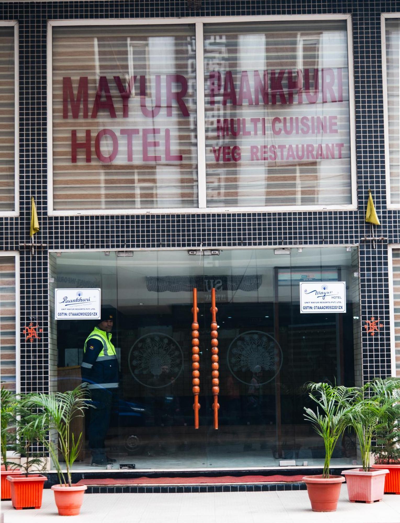 Mayur Hotel Nuova Delhi Esterno foto